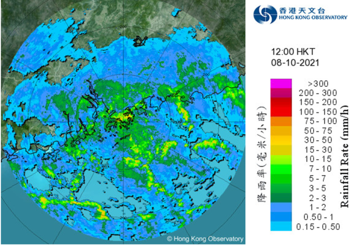二零二一年十月八日中午12時的雷達回波圖像，當時與獅子山相關的強雨帶正影響香港，三號強風信號、黑色暴雨警告、山泥傾瀉警告、新界北部水浸特別報告及雷暴警告正在生效。