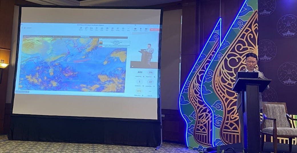 Mr Wong Chau-ping presenting at the workshop in Yogyakarta, Indonesia