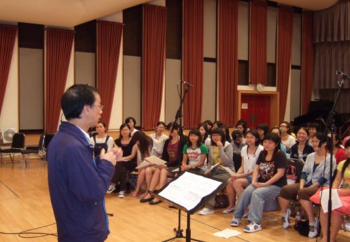 The Observatory Director cheered up the choir before recording