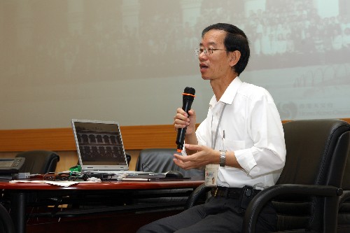 Ex-Director Mr Lam Chiu-ying elected an Honorary Member of the Royal Meteorological Society of the United Kingdom