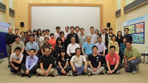 The Friends of the Observatory volunteers photographed with the Director of the Observatory (middle of 2nd row)
