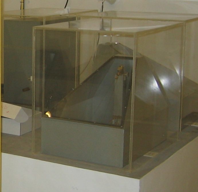 Figure 1: Lamont-Doherty analogue long period seismograph (1958-2011).