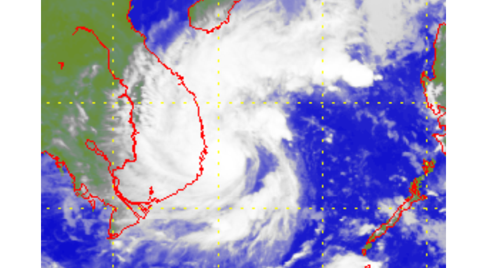 熱帶風暴艾濤 (2021)的衛星圖片 