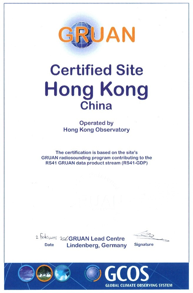 GRUAN site certificate awarded to the Hong Kong Observatory’s upper-air observing station.